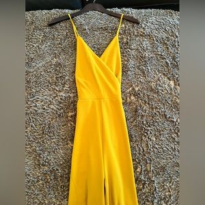 Ellie & Kate: Mustard color jump suit NWT 💛